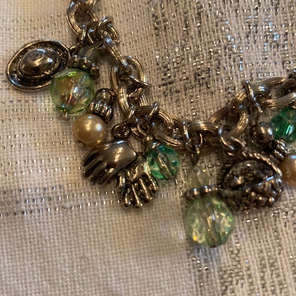 Charm Bracelet Gardener Silver Color with Green and Pearl Stones - Picture 4 of 4